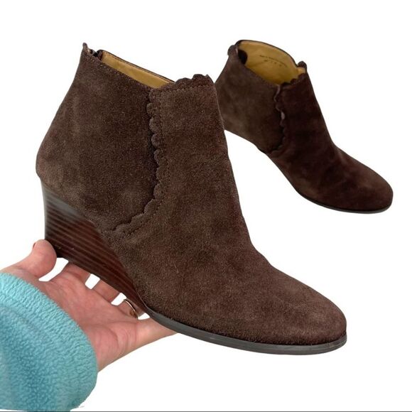 Jack Rogers Wedge Ankle Bootie Emery Dark Espresso Scalloped Trim Suede Size 6 - Picture 1 of 15